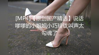 衣服脱完丝袜就不脱了 后入娇羞学妹