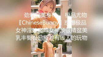 大辫子黑丝花姑娘勾搭大哥激情啪啪，全程露脸口交大鸡巴让小哥抓奶玩逼