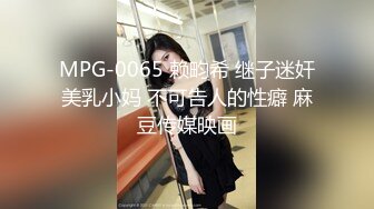 裤子都没脱就开始操妹妹