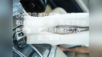 [MP4/ 3.2G] 眼镜小哥趁父母不在家和萝莉女友在家里啪啪不停