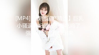 ✨极品美熟女✨爱吞精的妈妈，韵味十足，十分淫荡，吞精还害羞浅笑，如有如此妈妈，必定每日艹她！