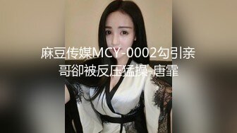 大胸学妹的清晨吃鸡服务露脸