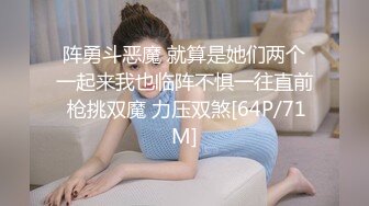 剧情演绎风骚黑丝高跟女技师勾搭享受按摩的小哥，淫声荡语撩骚互动扒下内裤口交大鸡巴，让小哥干瘫在床上