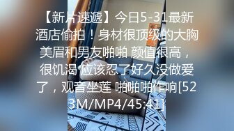 ,趁机灌醉她们,扒光她衣服享受她们光滑白嫩的身体