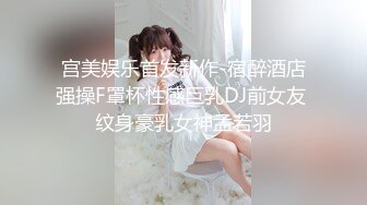 午夜寻花约了高颜值甜美黑裙妹子，脱光光沙发调情一番口交舔弄，上位骑坐抽插逼逼无毛