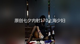 续2-2拉着厨房做饭的嫂子舔鸡巴，回房间操的嫂子啊啊叫不停