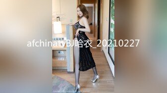 [MP4/ 738M] 小伙约操性感牛仔裤外围小姐姐，付完款主动求抱一脸骚样，换上护士情趣装